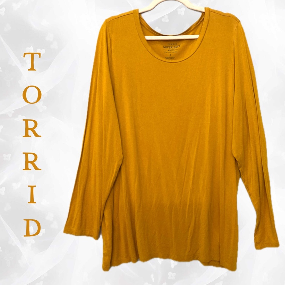 Torrid Mustard Yellow Women's Top 27" p2p..like new